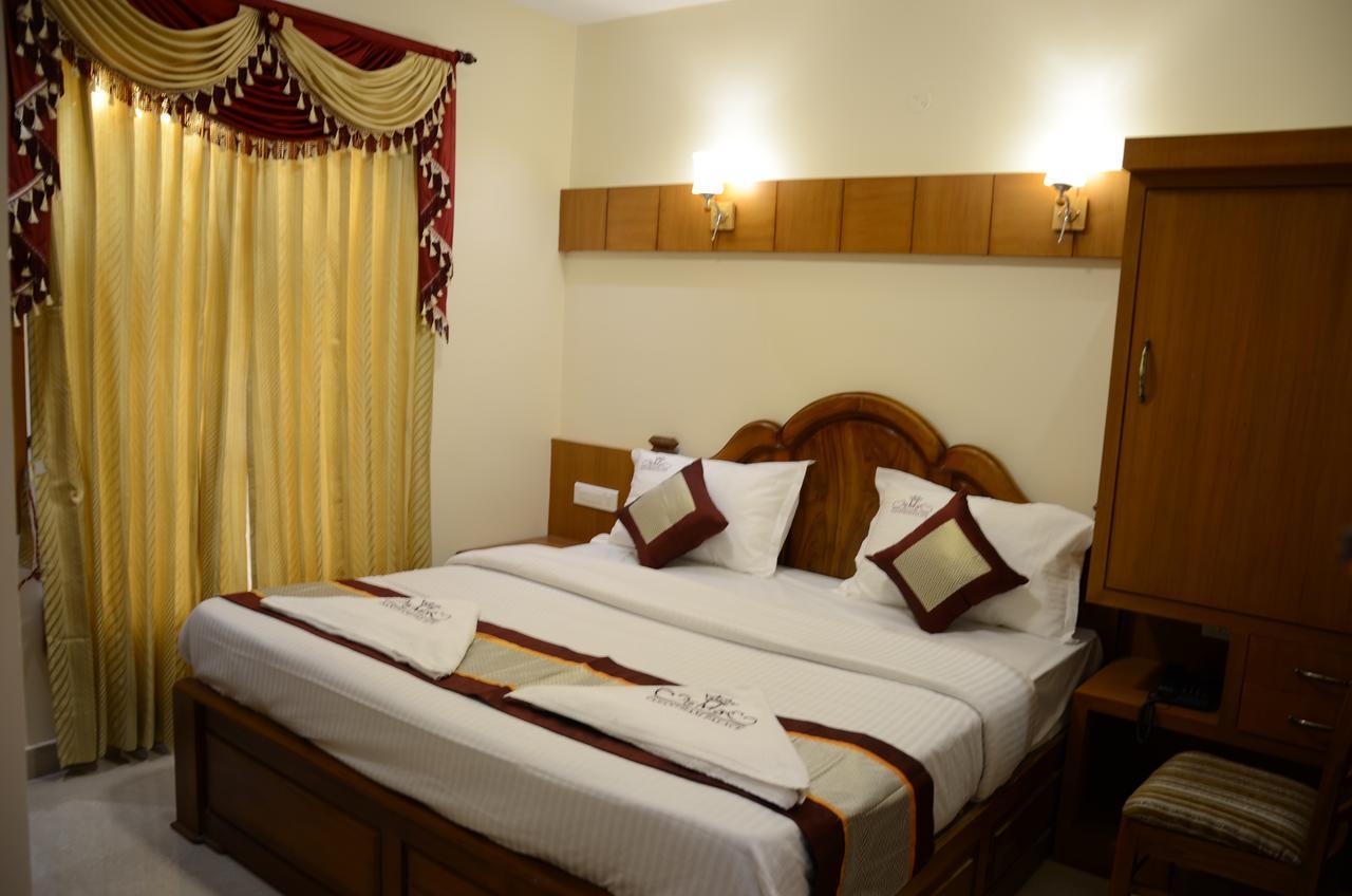 Hotel Vasantham Palace Ooty Luaran gambar