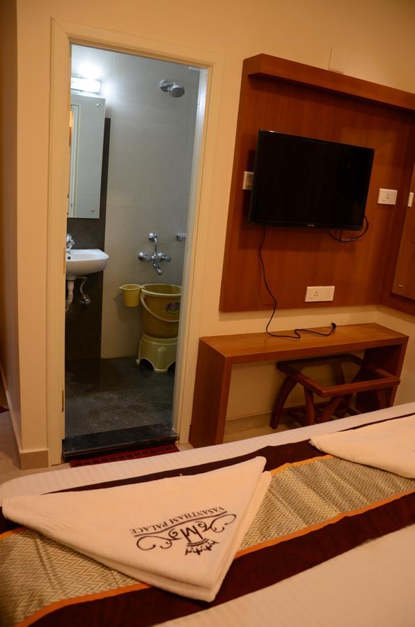 Hotel Vasantham Palace Ooty Luaran gambar